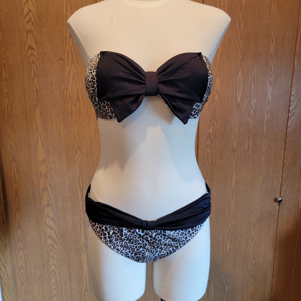 Victoria Secret bikini